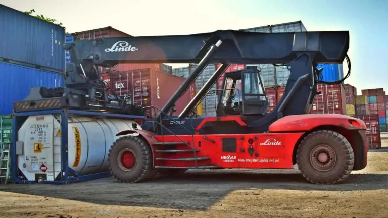 Digital Marketing for Heavy Equipment Industry