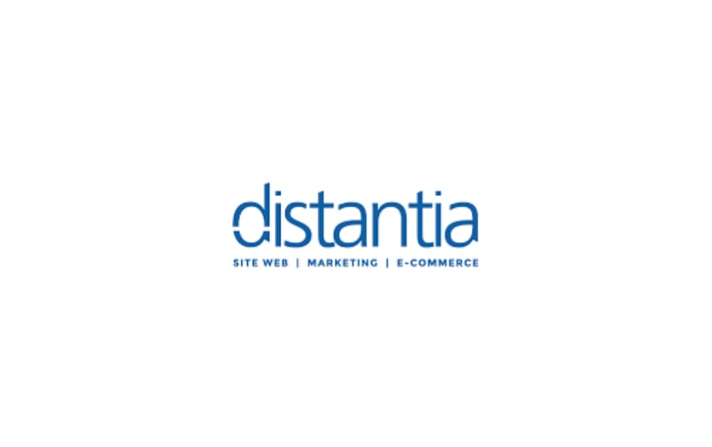 "Distantia logo in blue font with tagline: Site Web, Marketing, E-Commerce"